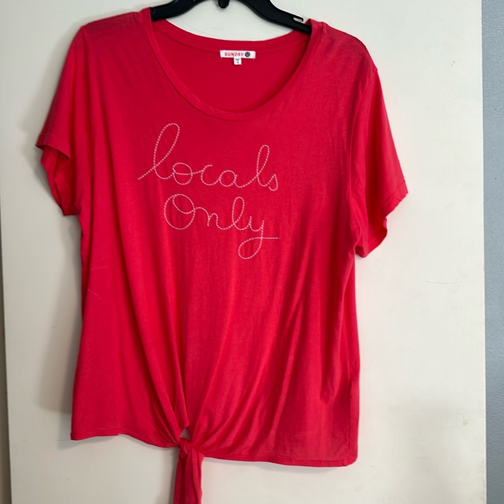 Sundry locals only size 3, tie in front, hot pink color with light pink embroid